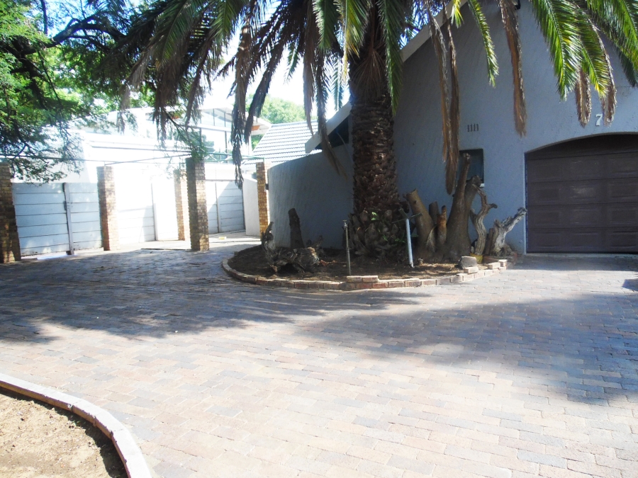 5 Bedroom Property for Sale in Bedelia Free State